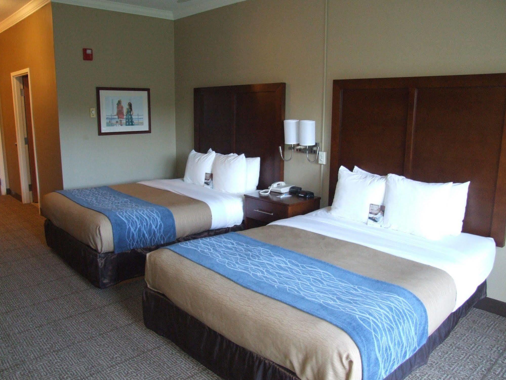 Comfort Inn & Suites Ocean Shores Exteriör bild