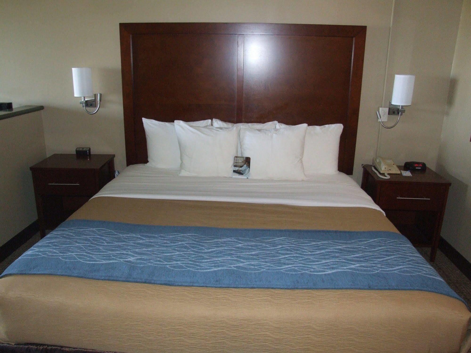 Comfort Inn & Suites Ocean Shores Exteriör bild