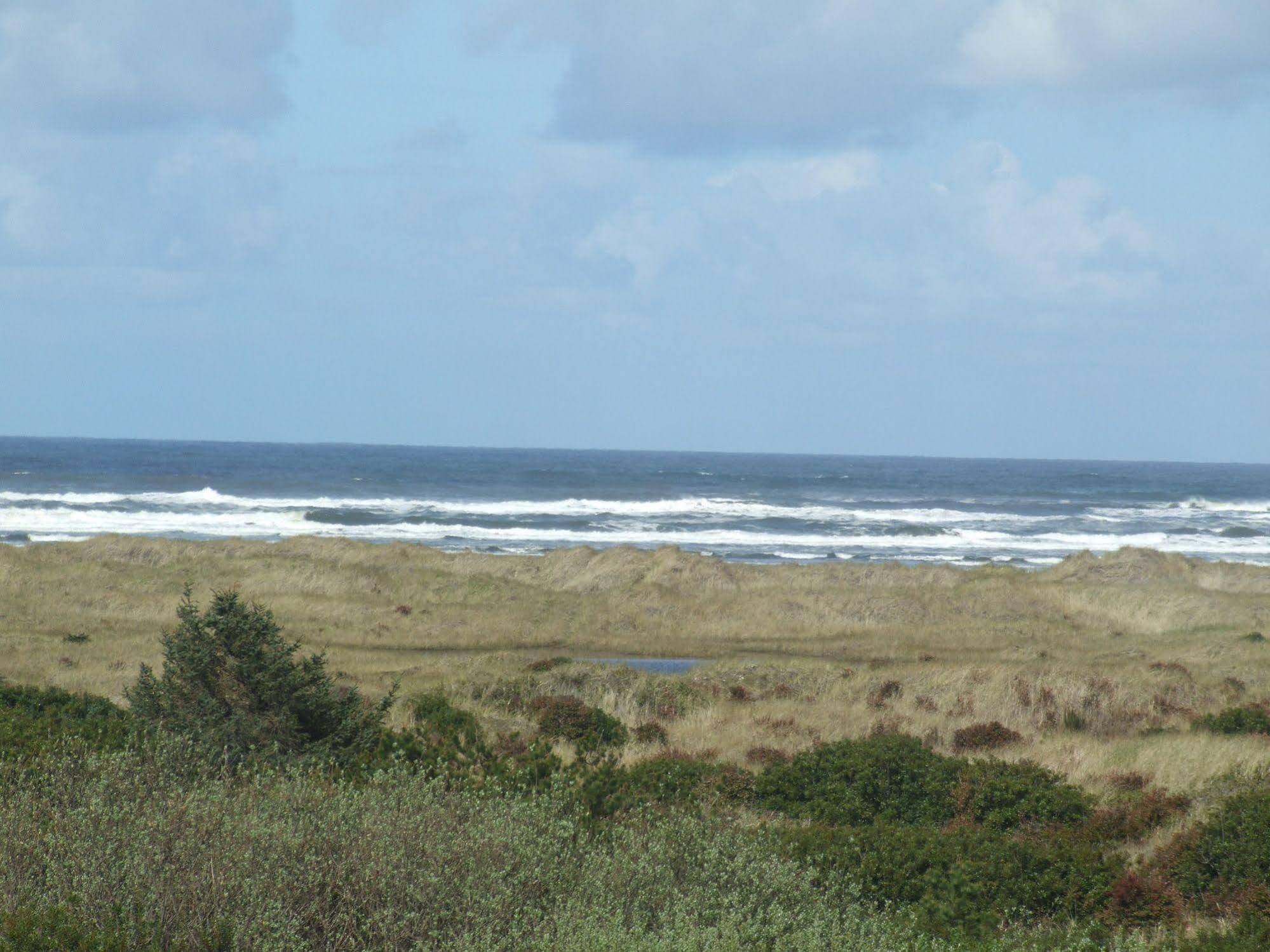 Comfort Inn & Suites Ocean Shores Exteriör bild
